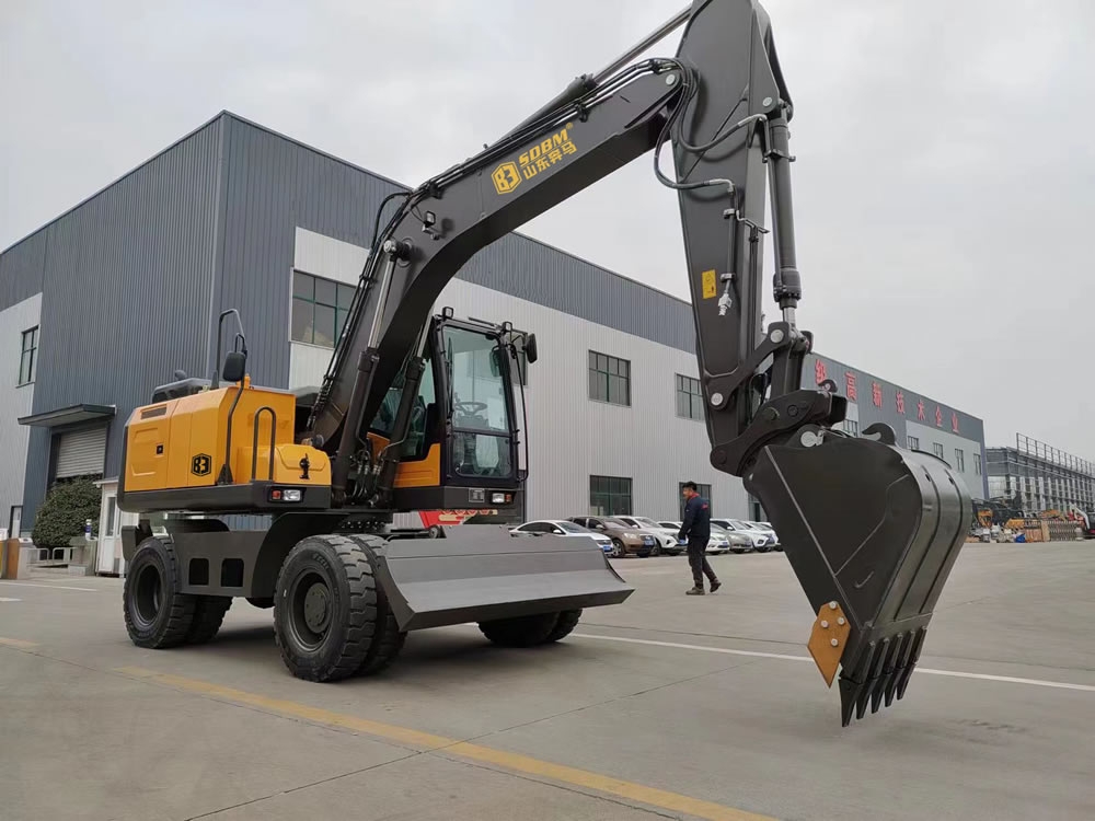 輪胎式中型挖掘機(jī)BMPC150